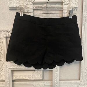 Express scallop shorts